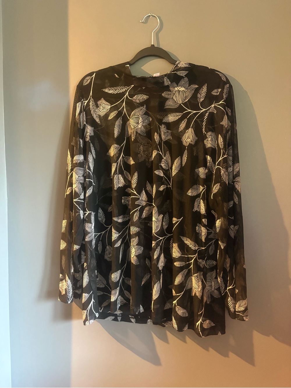 Penningtons Black Sheer Floral-Leaf Long Sleeve Blouse